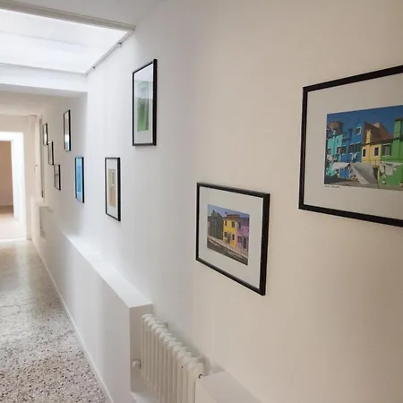 Rialto Bridge Apartman *