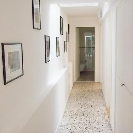 Rialto Bridge Apartman *